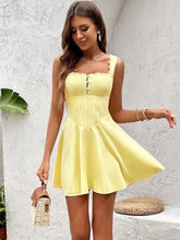 Backless Lace Trim Button Pleated Dress