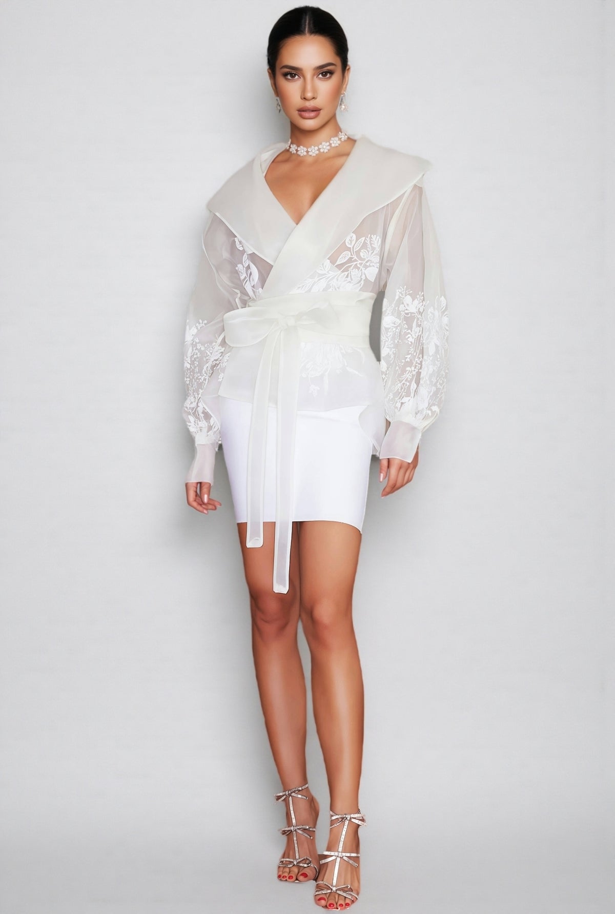 Larkad White Embroidery Blazer