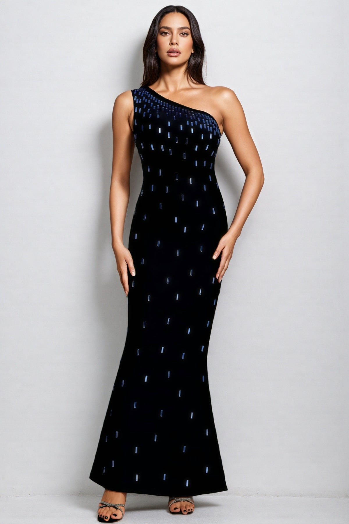 Zavala Sleeveless Diamond Bandage Maxi Dress