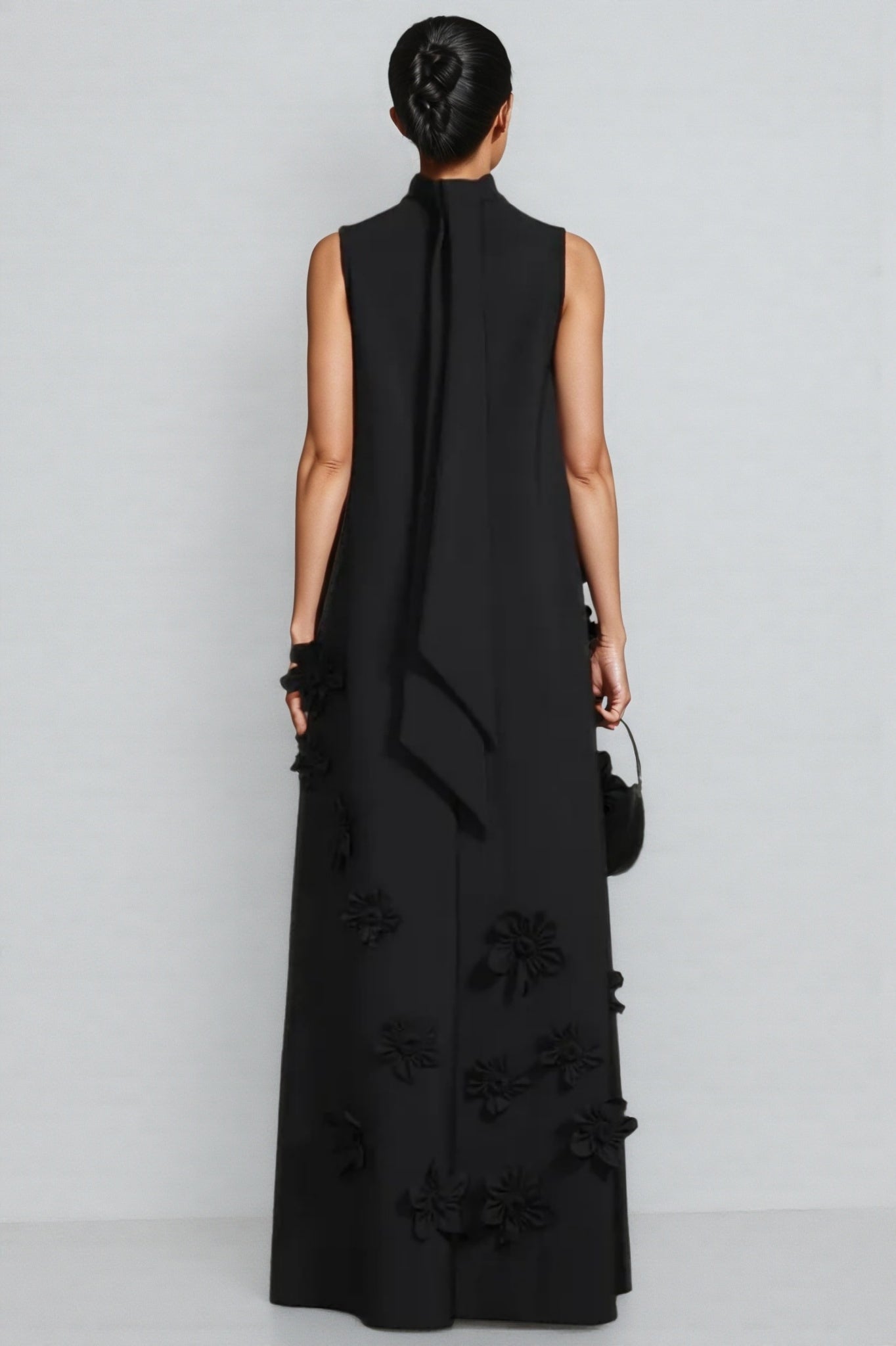 Daphne 3D Floral High Neck Sleeveless Maxi Dress-Black