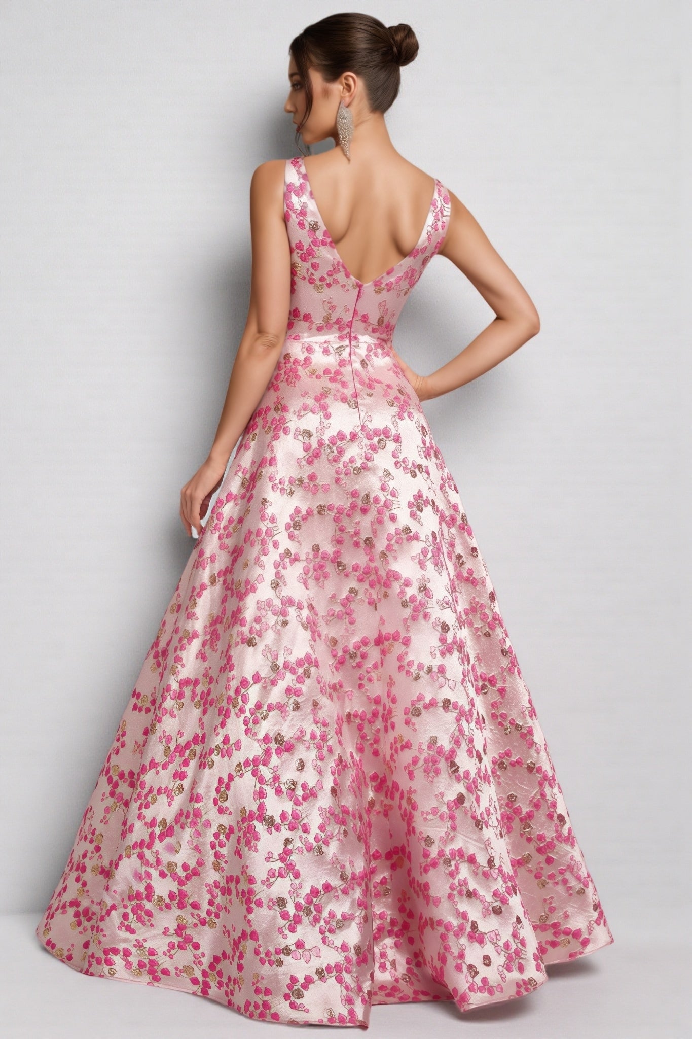 Felicia Printed Sleeveless Backless Maxi Dress