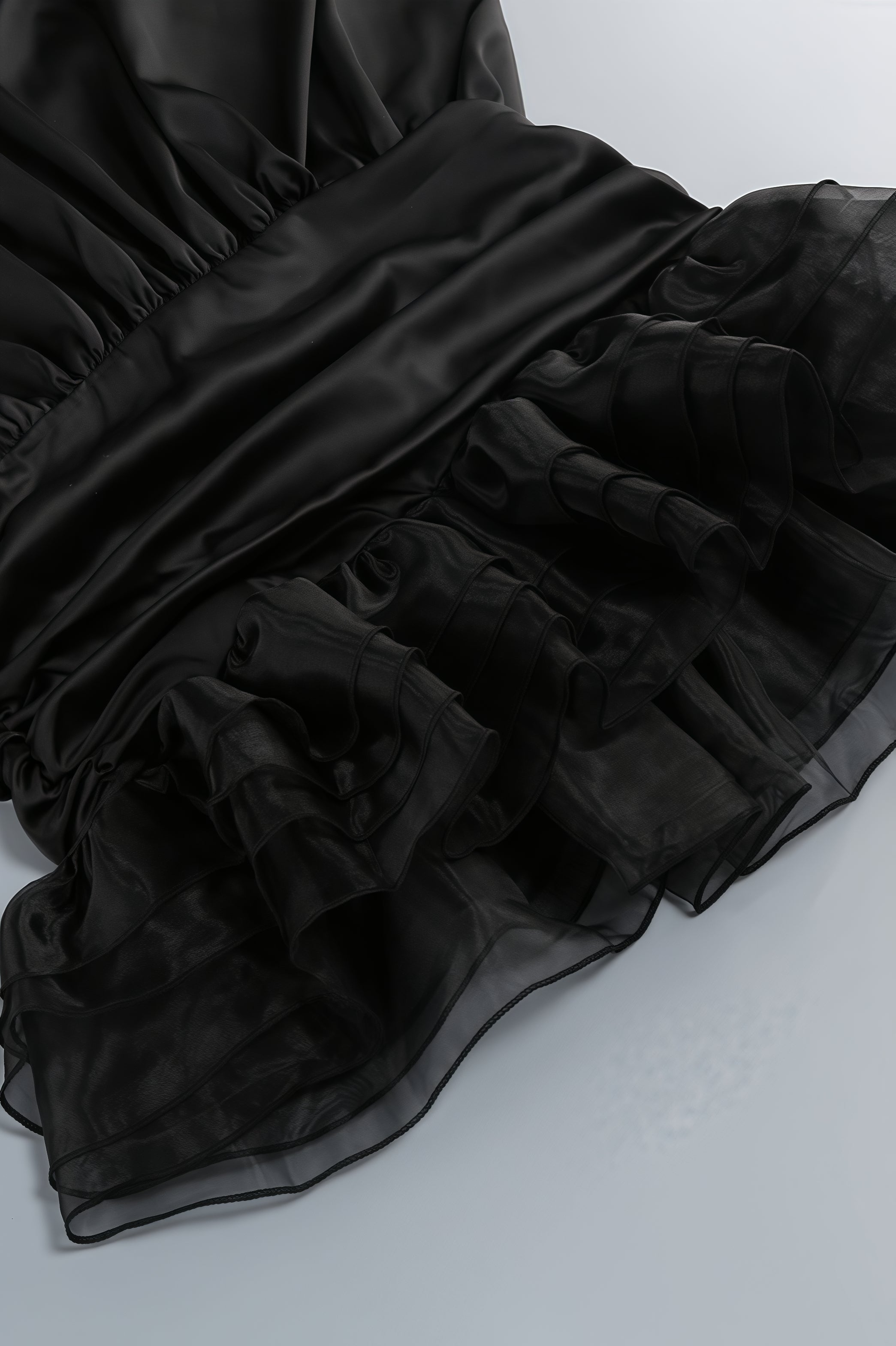 Faitd Black Strapless Backless Mini Dress